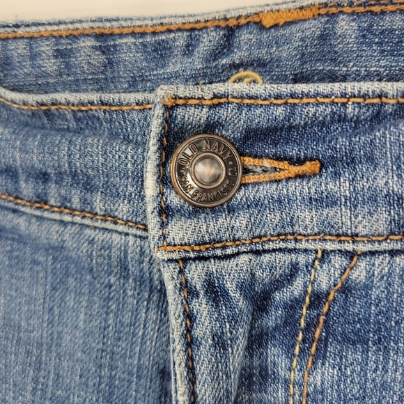 Old Navy Womens The Dreamer Distressed Warn Jeans Size 6 🖤 - Picture 7 of 14